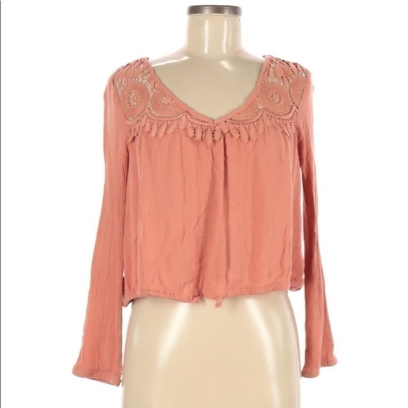 𝅺ROMANTIC top - Picture 1 of 3